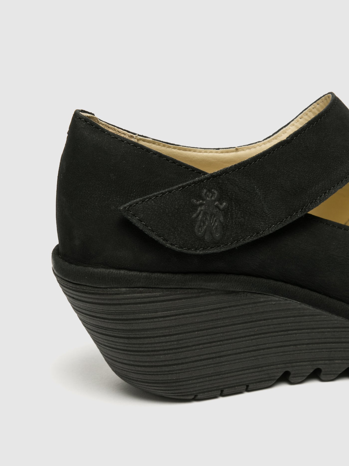 Black Fly London Wedge Shoes Women's Wedges | 725943IOX