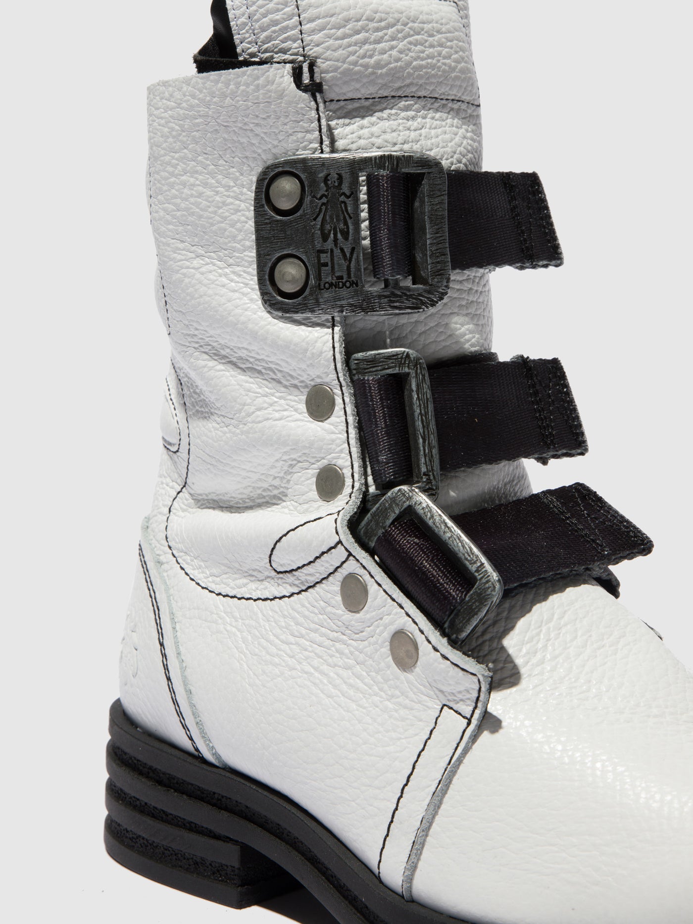 Rio White Fly London Buckle Boots Women's Ankle Boots | 790243NGC